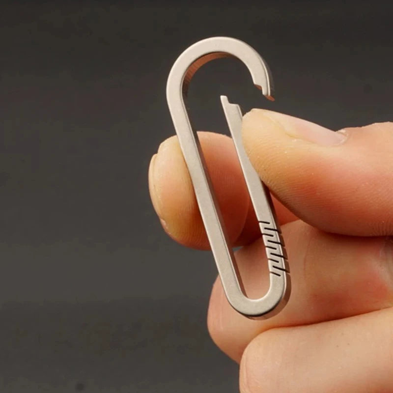1PCS Multifunctional Titanium Alloy Metal Keychain Quick Release