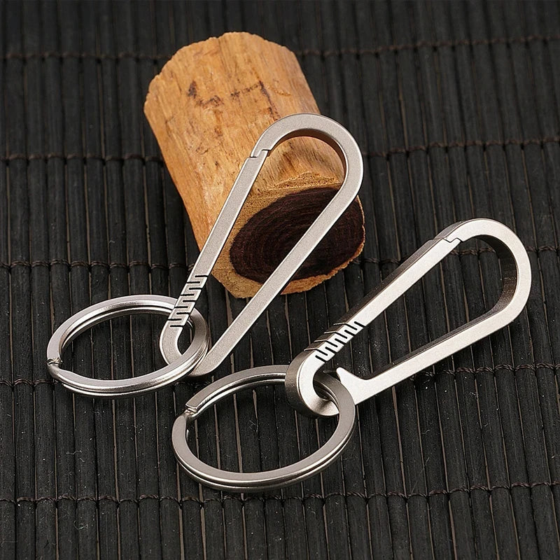 1PCS Multifunctional Titanium Alloy Metal Keychain Quick Release