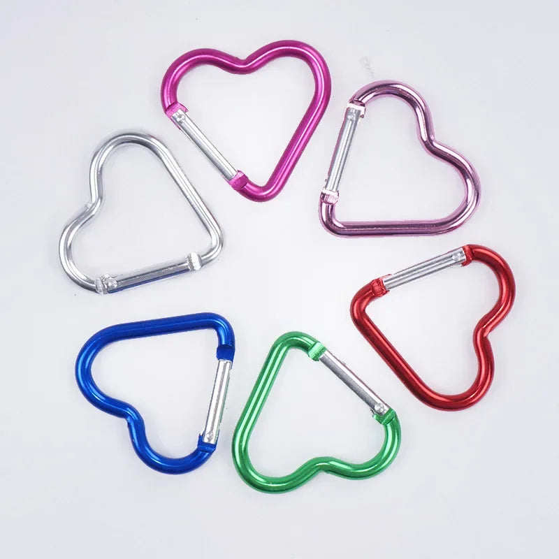 1-Piece Heart-shaped Aluminum Carabiner Key Chain Clip Outdoor Keyring